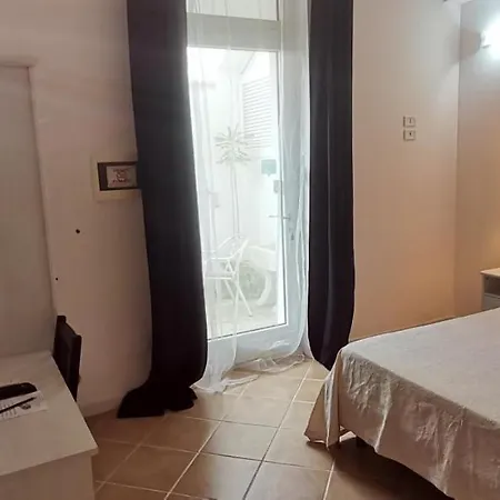 Marebello Bed & Breakfast *
