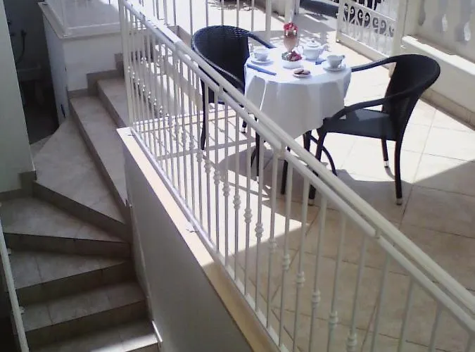 Oda ve Kahvaltı Marebello Otranto