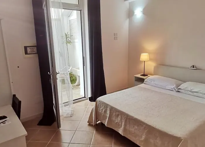 Marebello Oda ve Kahvaltı Otranto